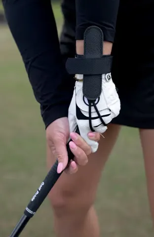 Tac Tic Wrist Training Aid – Used Golf Swing Trainer