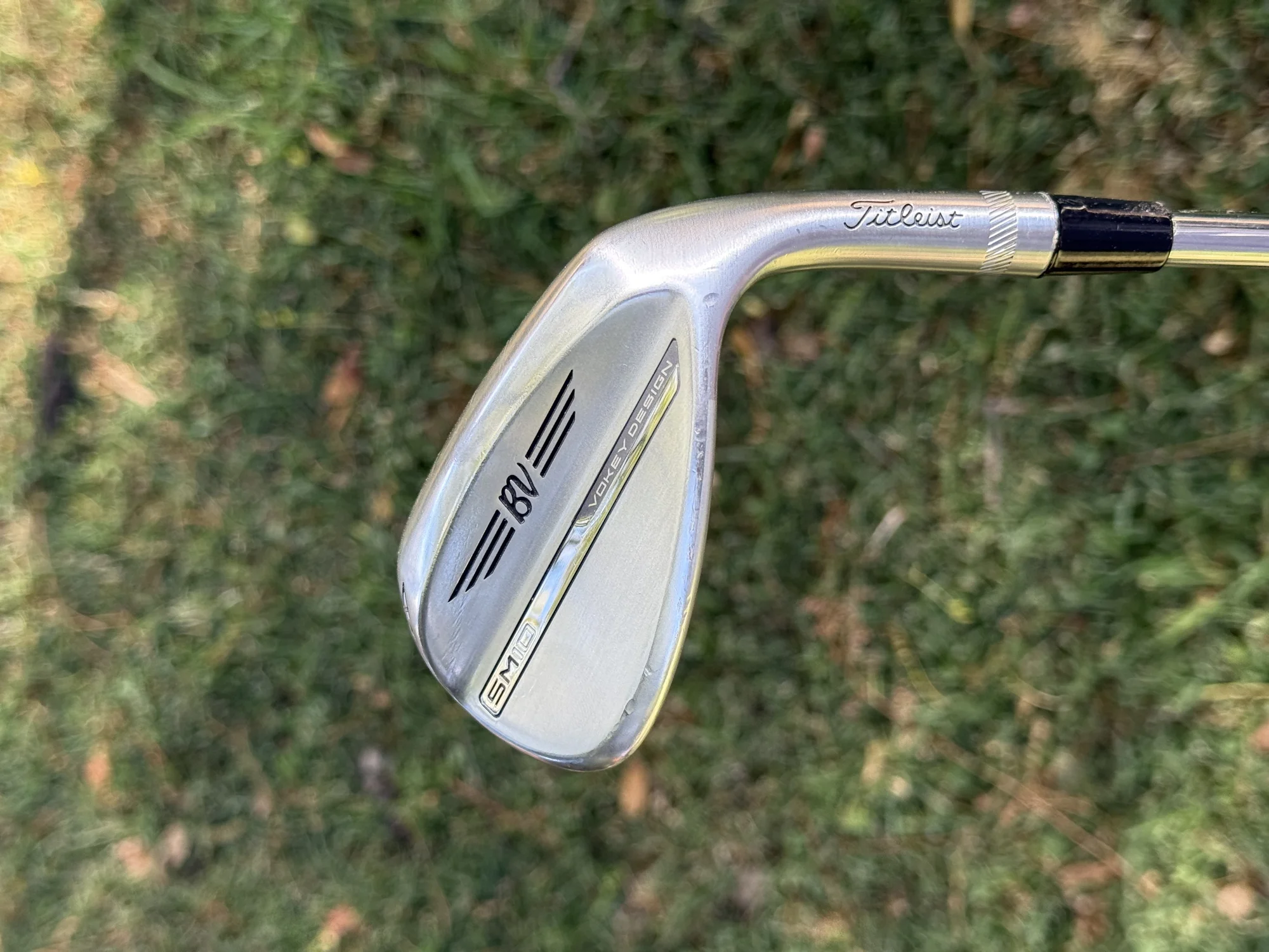 Titleist Vokey SM10 Sand Wedge 54° – KBS Tour Lite 105g Stiff