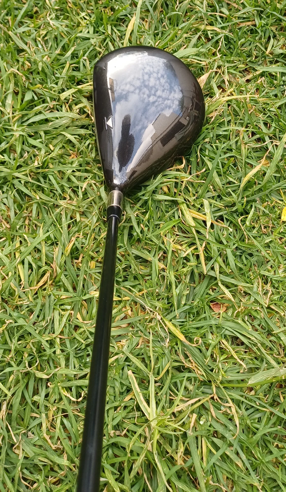 Titleist 905R Driver 8.5° Fujikura Speeder Stiff shaft