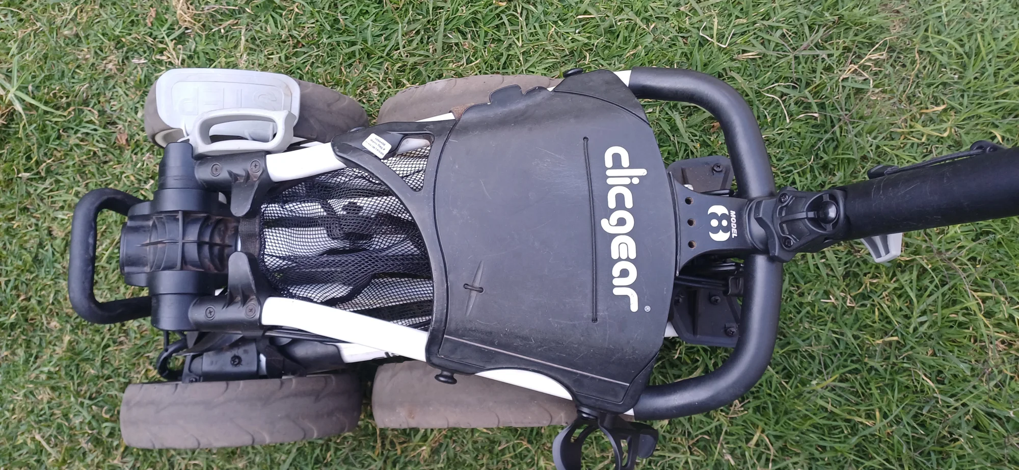 Clicgear 8 golf trolley