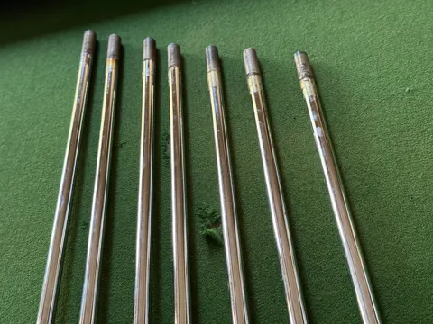 KBS MAX MT R85 Regular Iron Shafts 4-PW + Golf Pride CPX Jumbo Grips