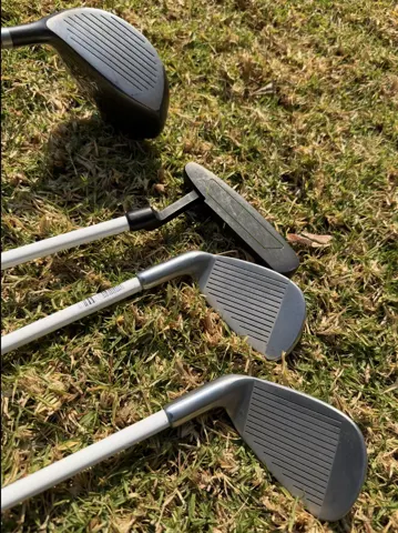 Wilson Deep Red Junior Set