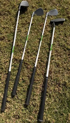 Wilson Deep Red Junior Set