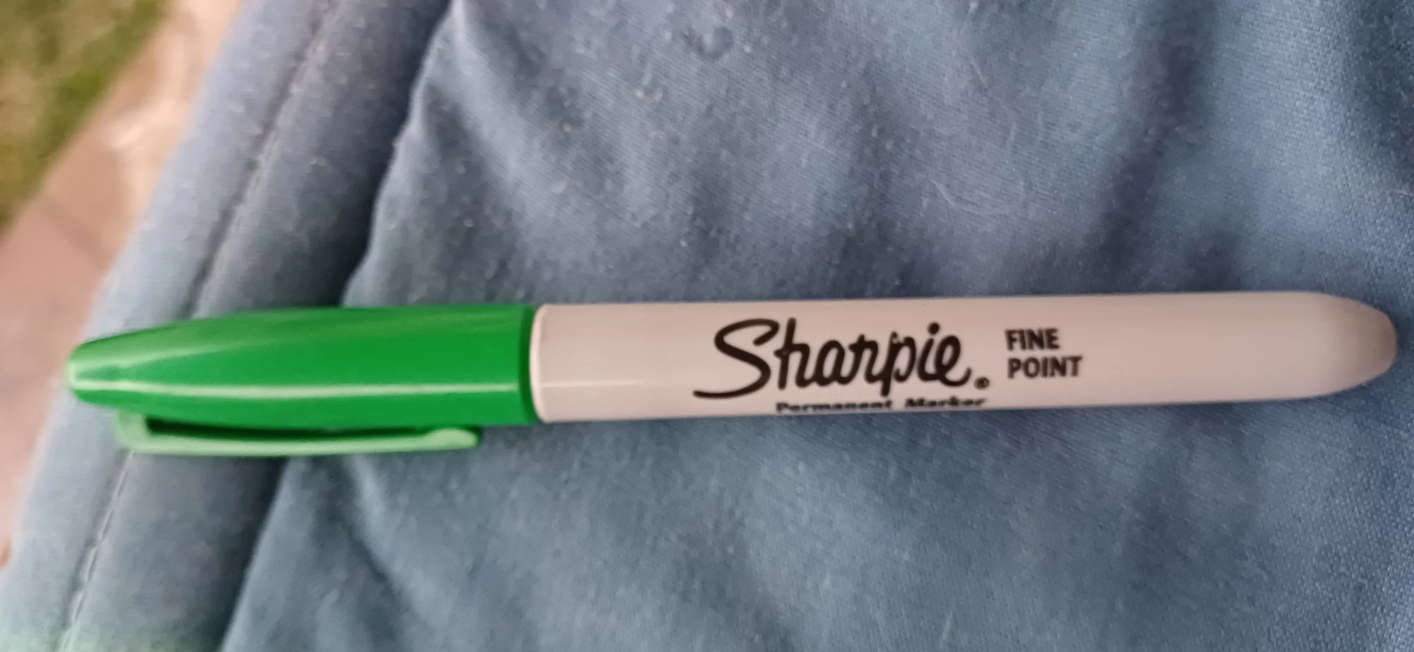 Sharpie ball marker pen