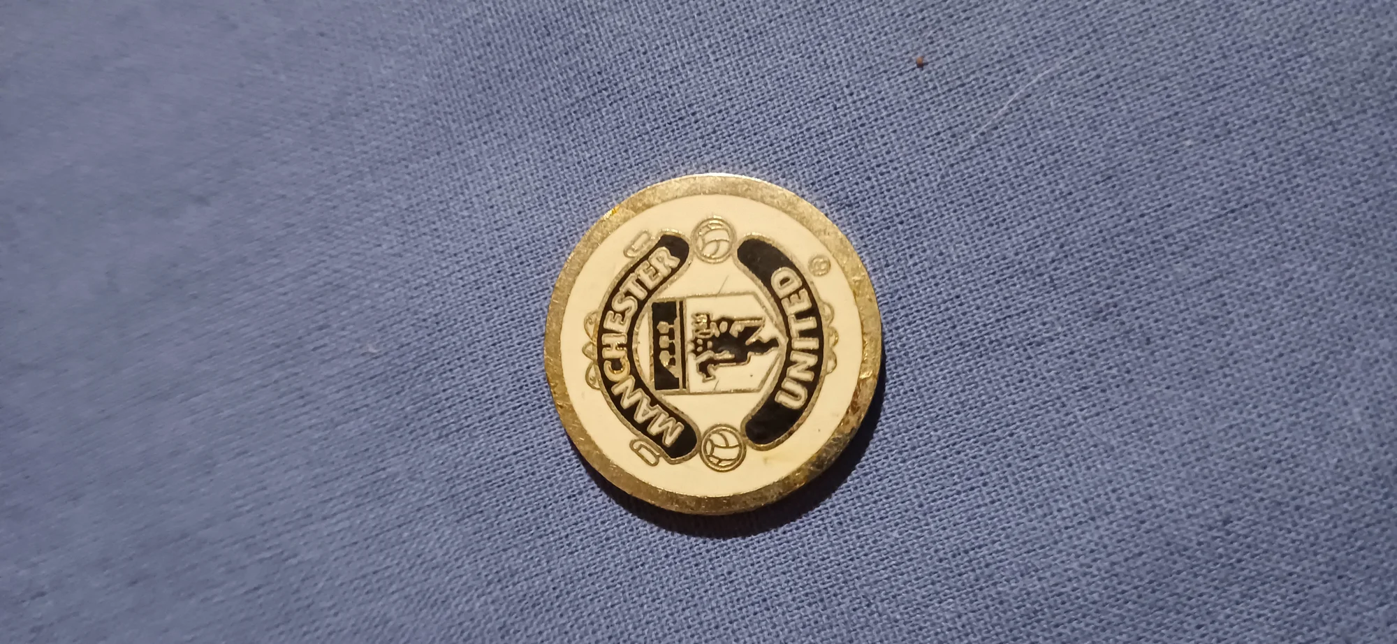 Manchester United ball marker