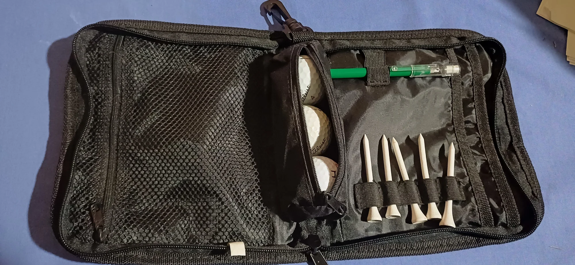 Golf organizer clip on pouch