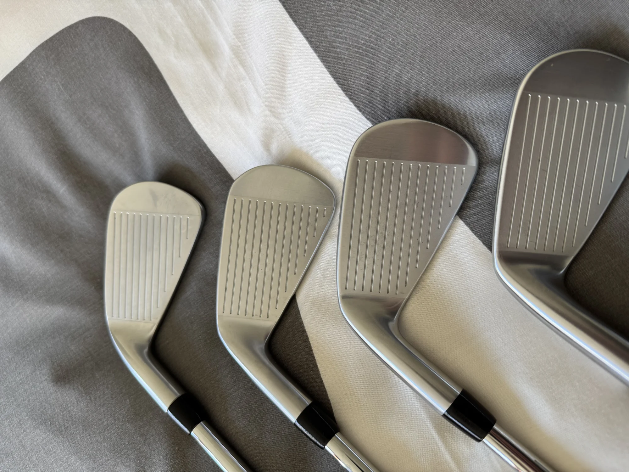 Titliest T250 Irons