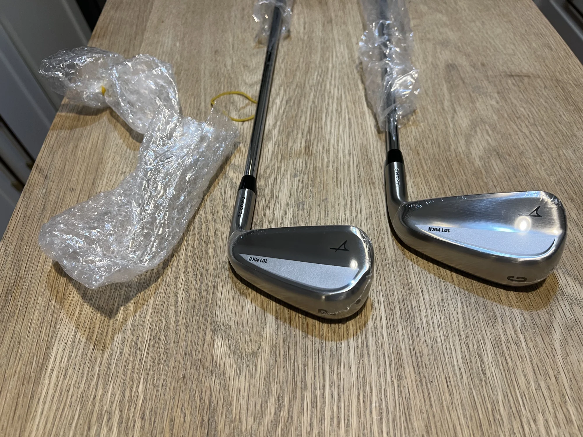 Takomo 101 MKII PW and GW